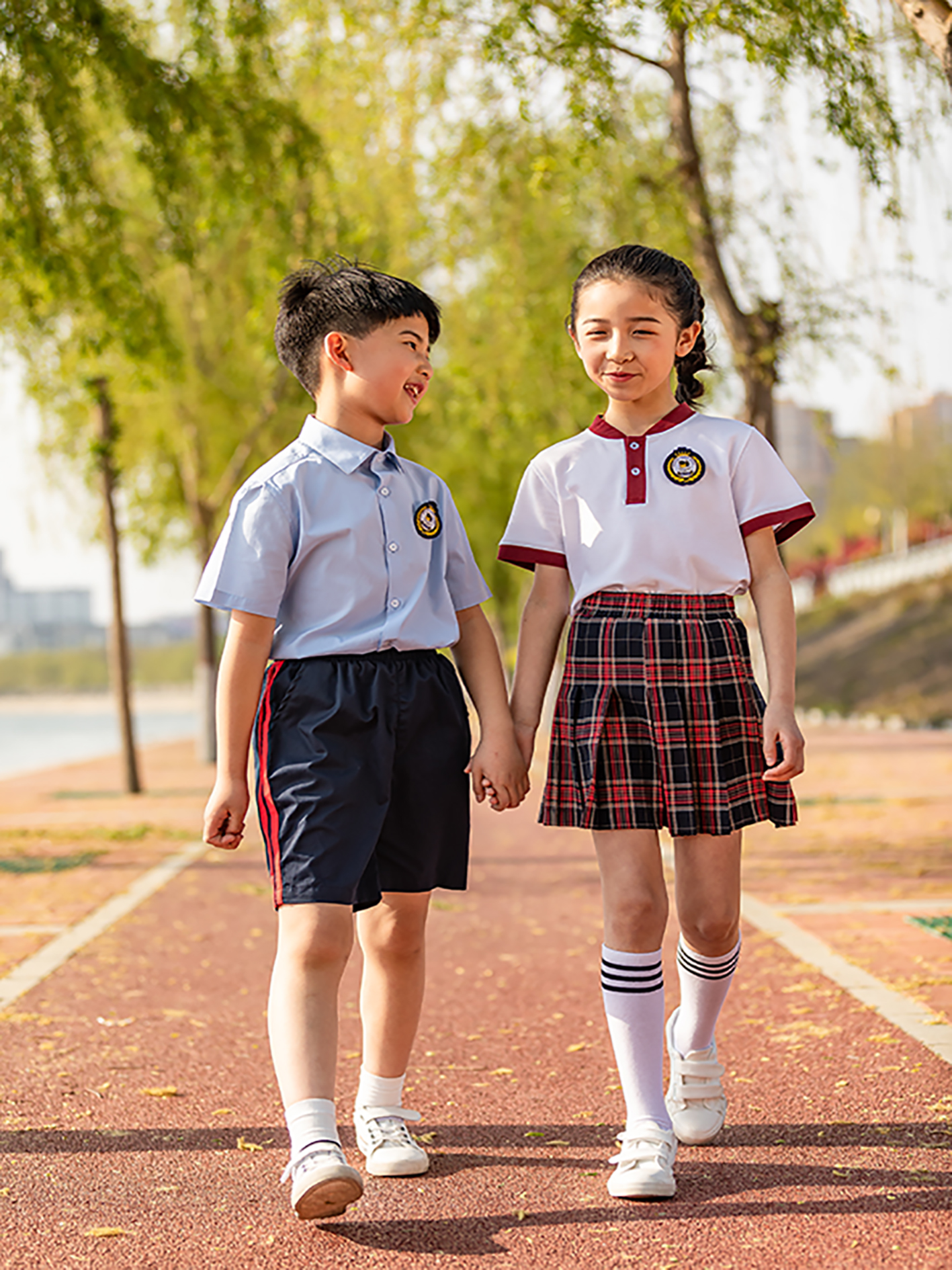 簡(jiǎn)單了解校服流行趨勢(shì)走向
