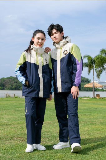 屹奧校服：陪伴是最長情的告白！